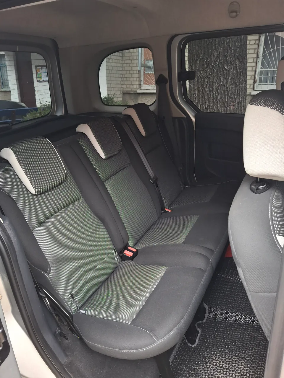 Renault Kangoo - фото 7