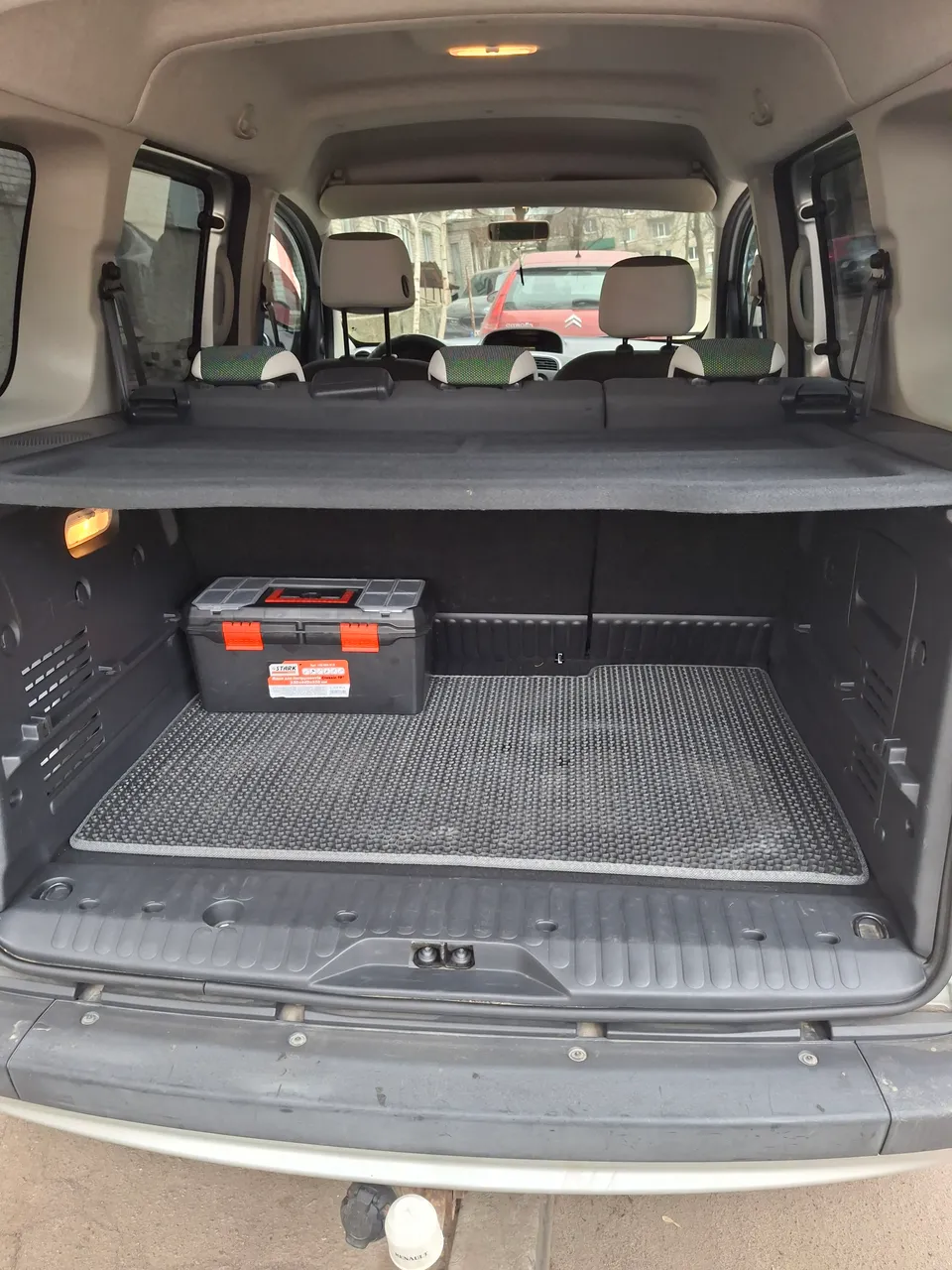 Renault Kangoo - фото 8