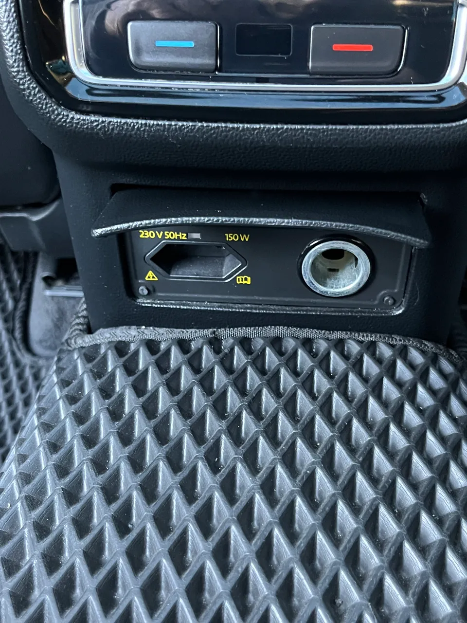 Volkswagen Passat - фото 4