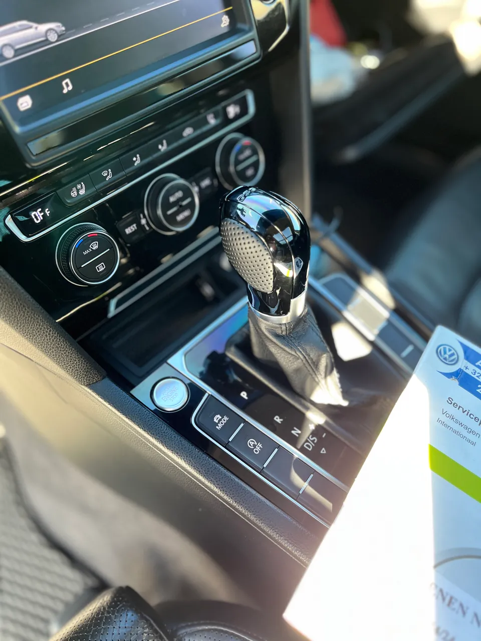 Volkswagen Passat - фото 7