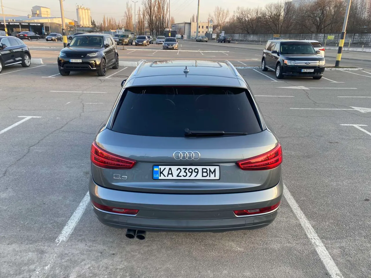 Audi Q3 - фото 9