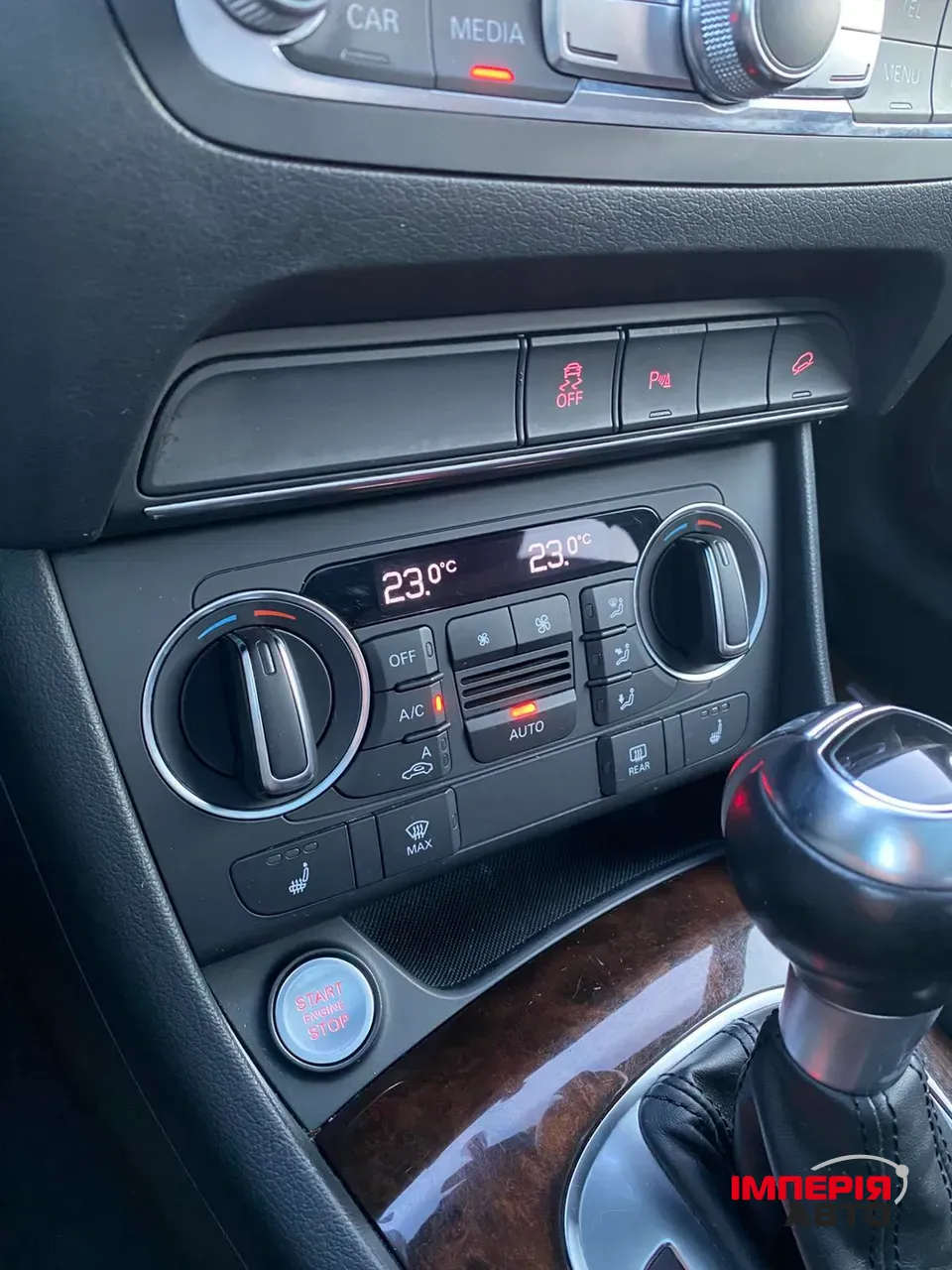 Audi Q3 - фото 25