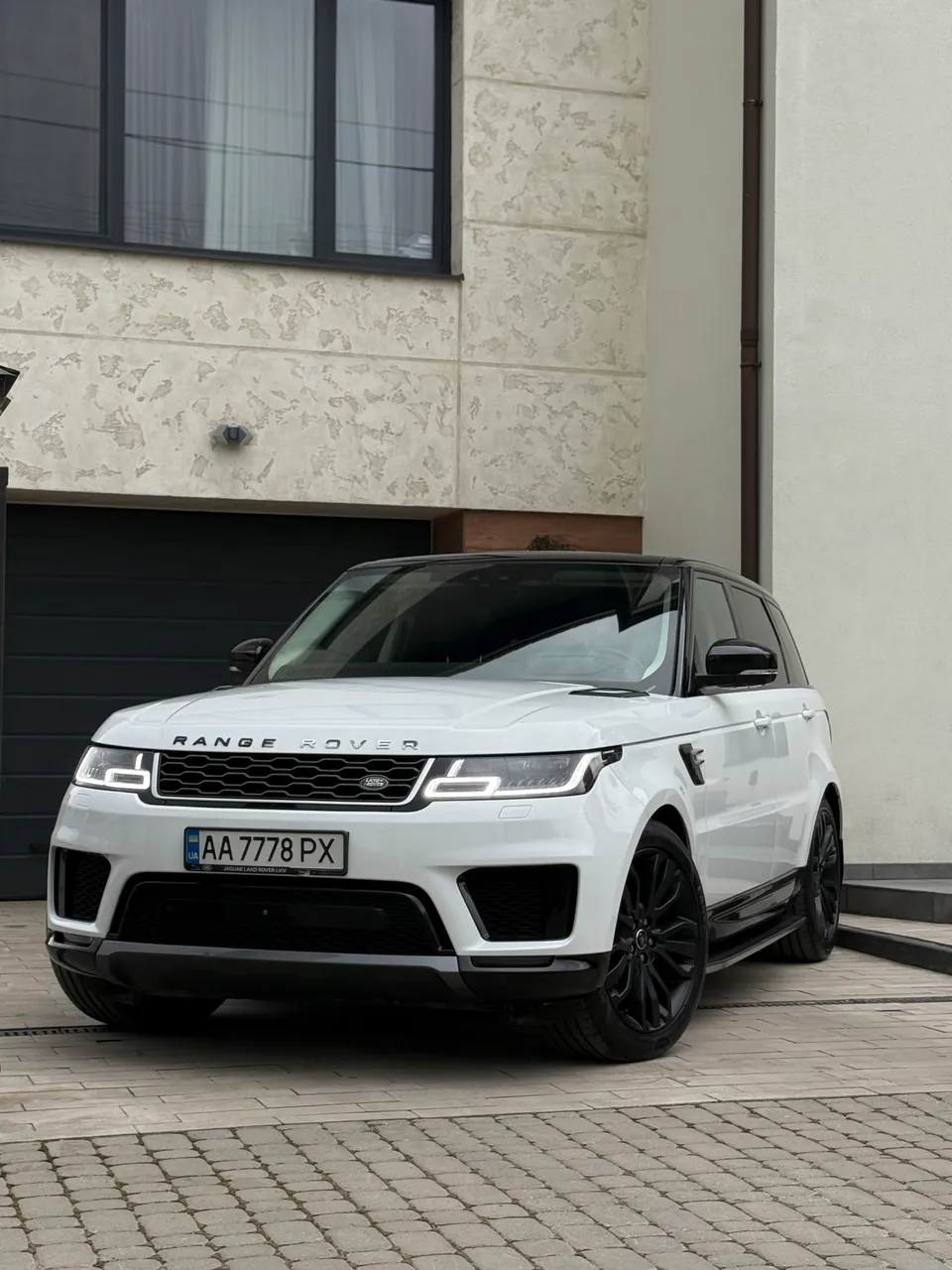 Land Rover Range Rover Sport - фото 1