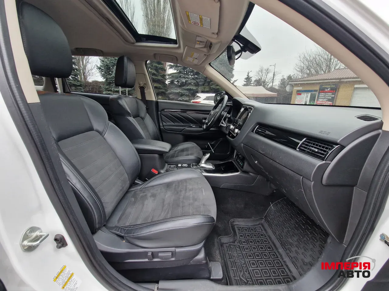 Mitsubishi Outlander - фото 35