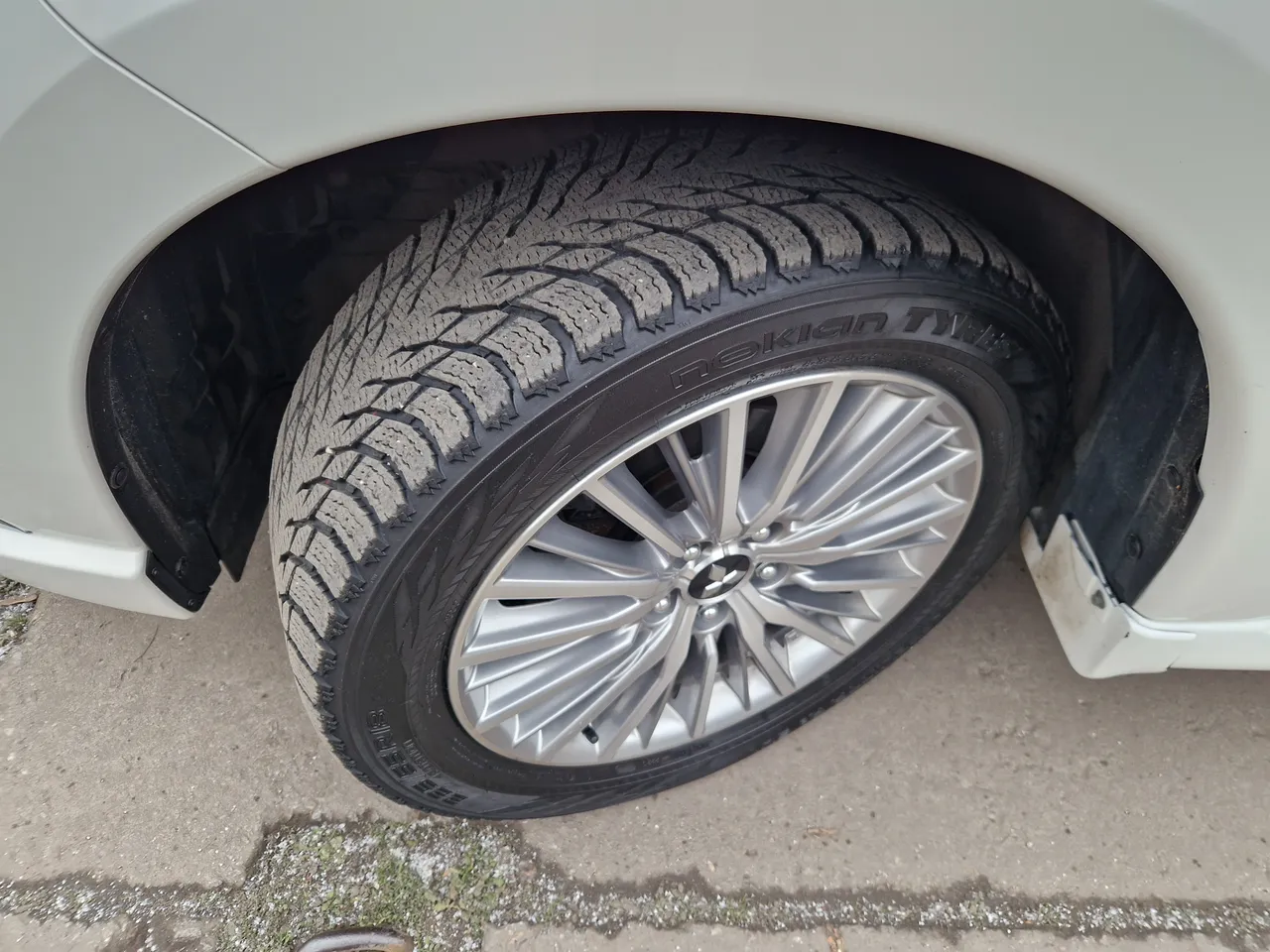 Mitsubishi Outlander - фото 11