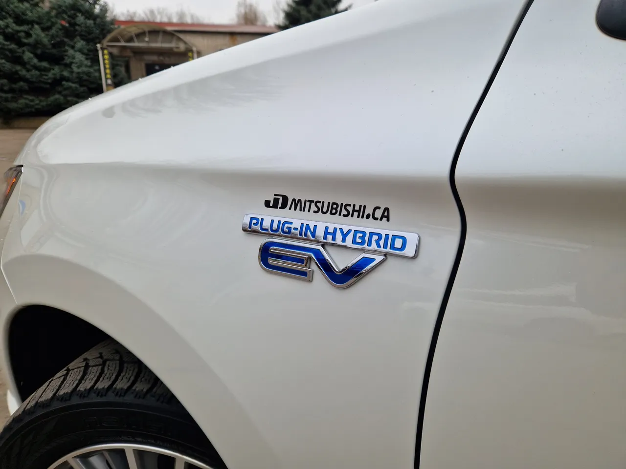 Mitsubishi Outlander - фото 12