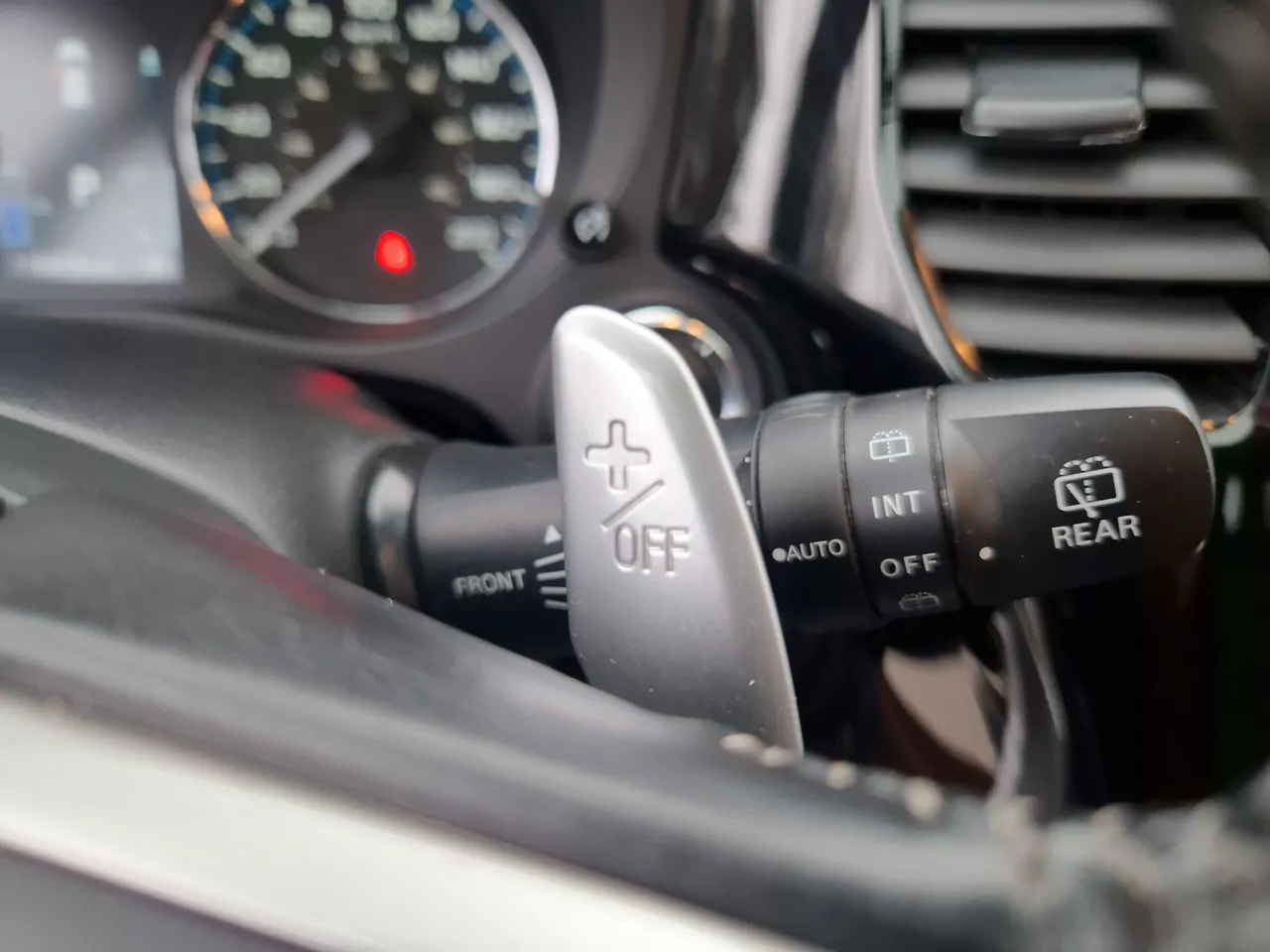 Mitsubishi Outlander - фото 23