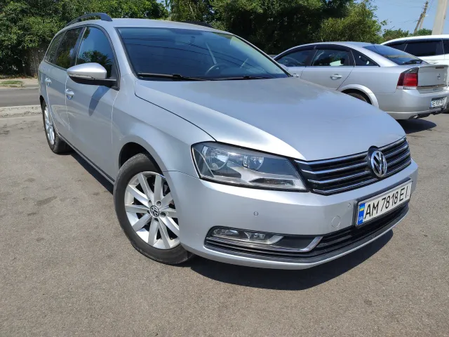 Volkswagen Passat - фото 1