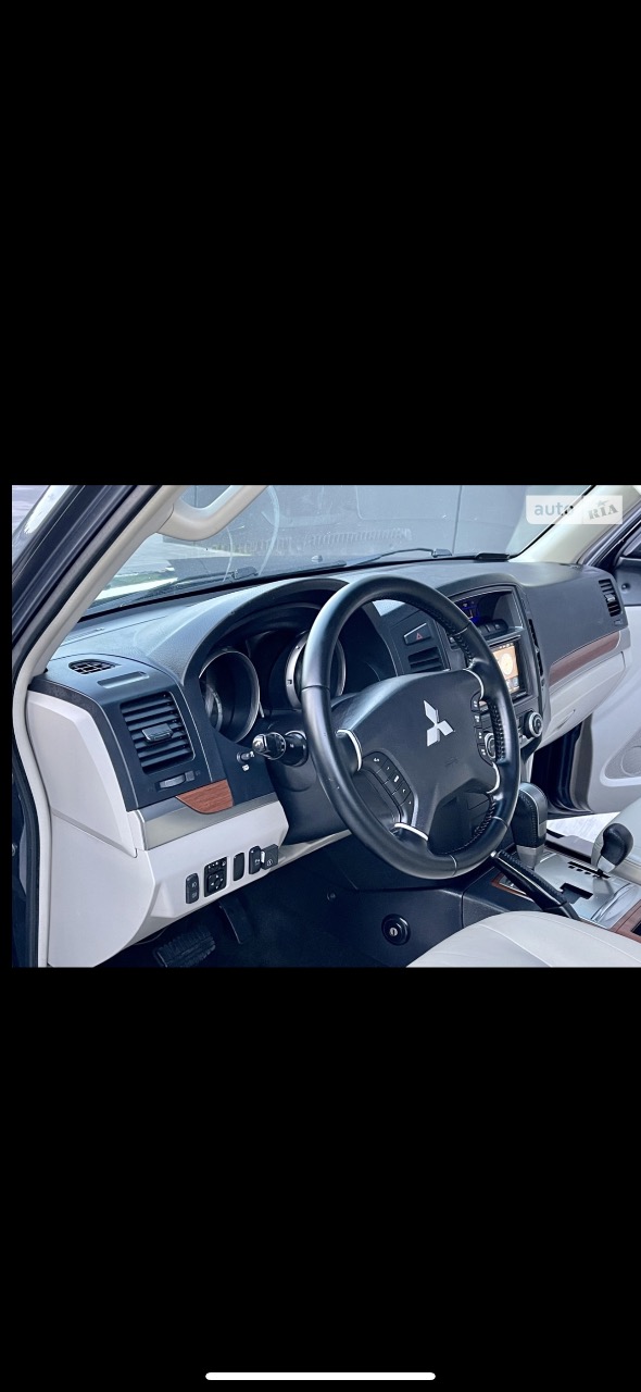 Mitsubishi Pajero - фото 9
