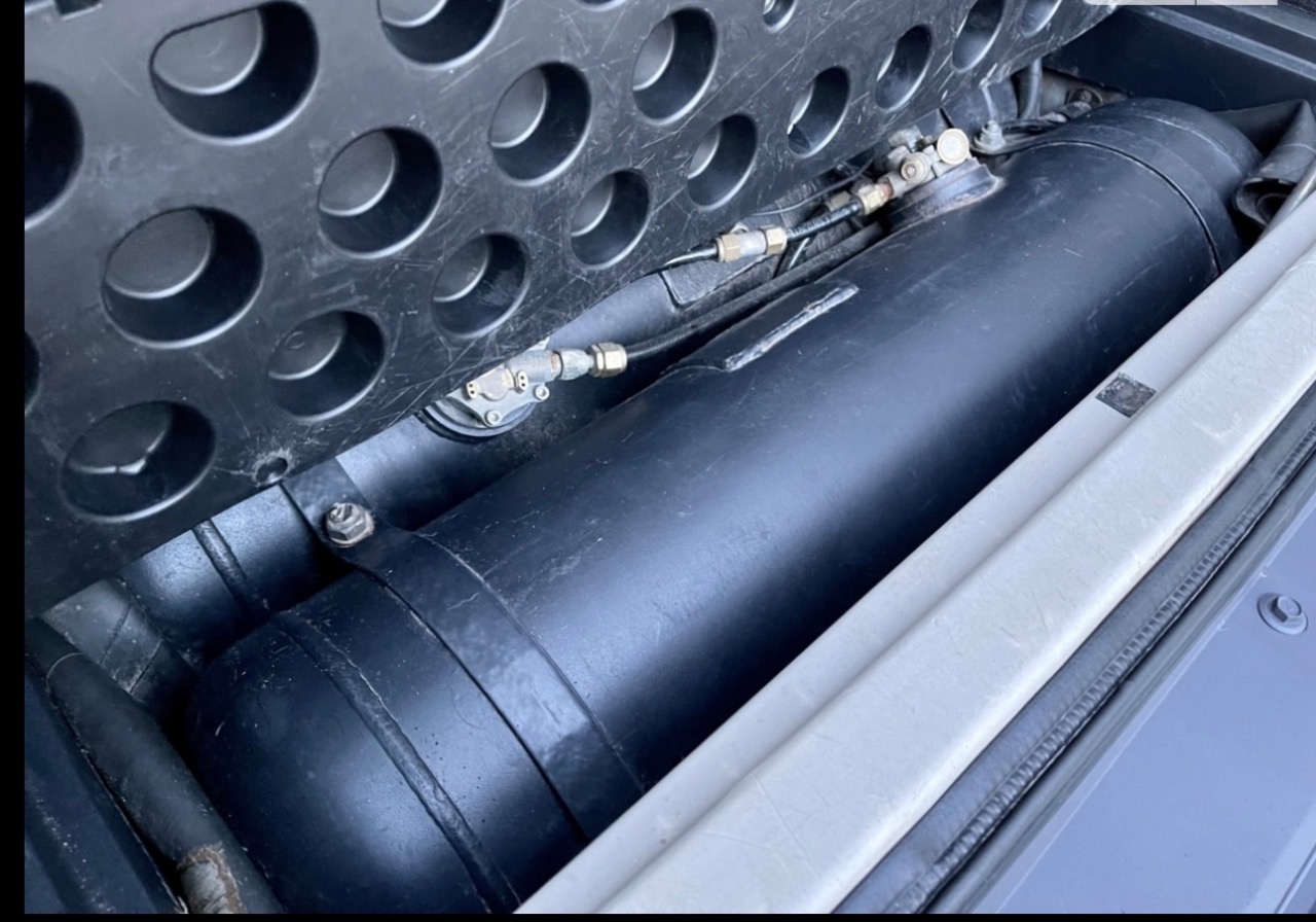 Mitsubishi Pajero - фото 2