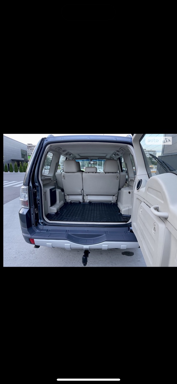 Mitsubishi Pajero - фото 3