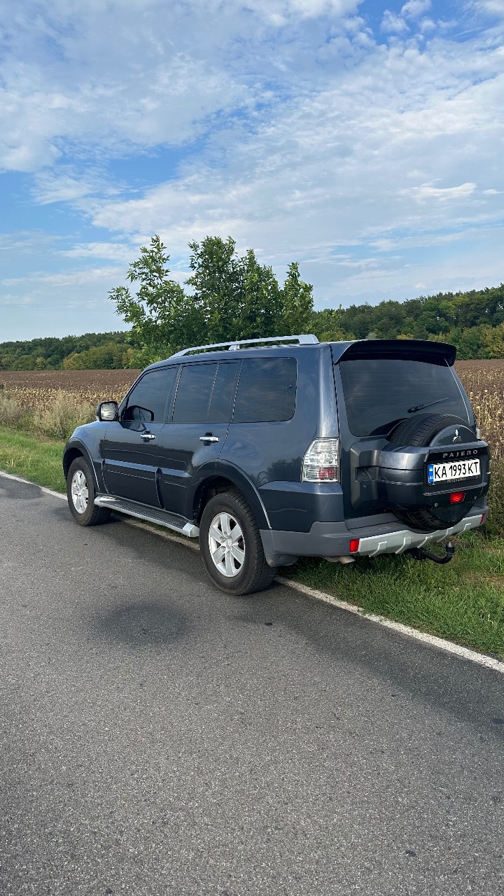 Mitsubishi Pajero - фото 4