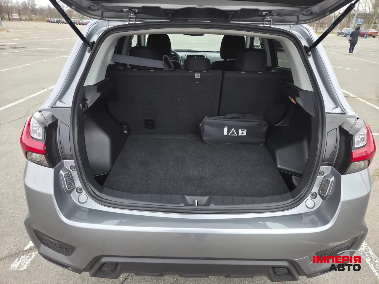 Mitsubishi Outlander Sport - фото 9