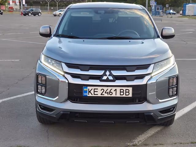 Mitsubishi Outlander Sport - фото 3