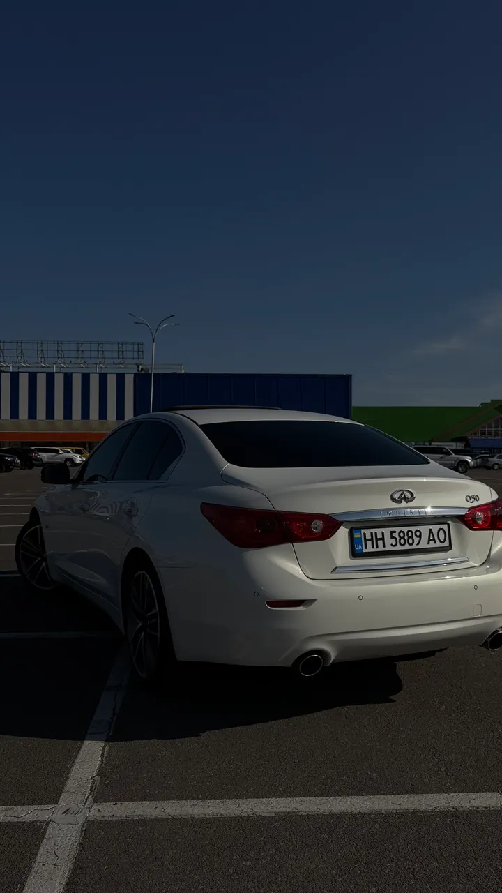 Infiniti Q50 - фото 14