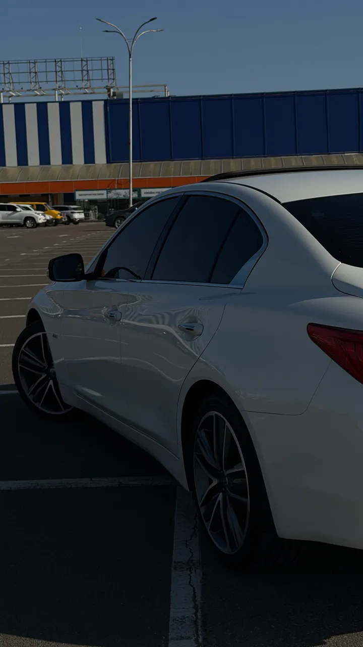 Infiniti Q50 - фото 13