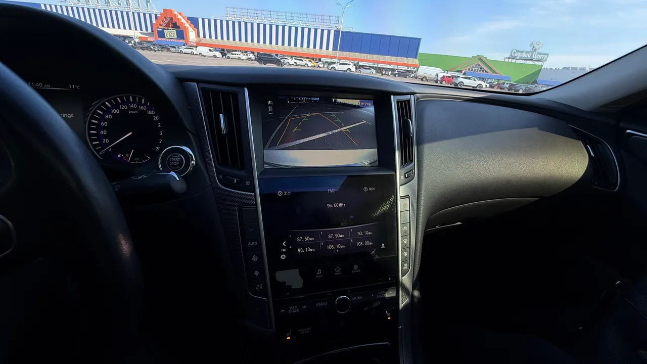 Infiniti Q50 - фото 11