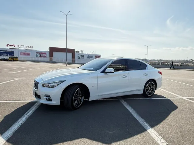 Infiniti Q50 - фото 3