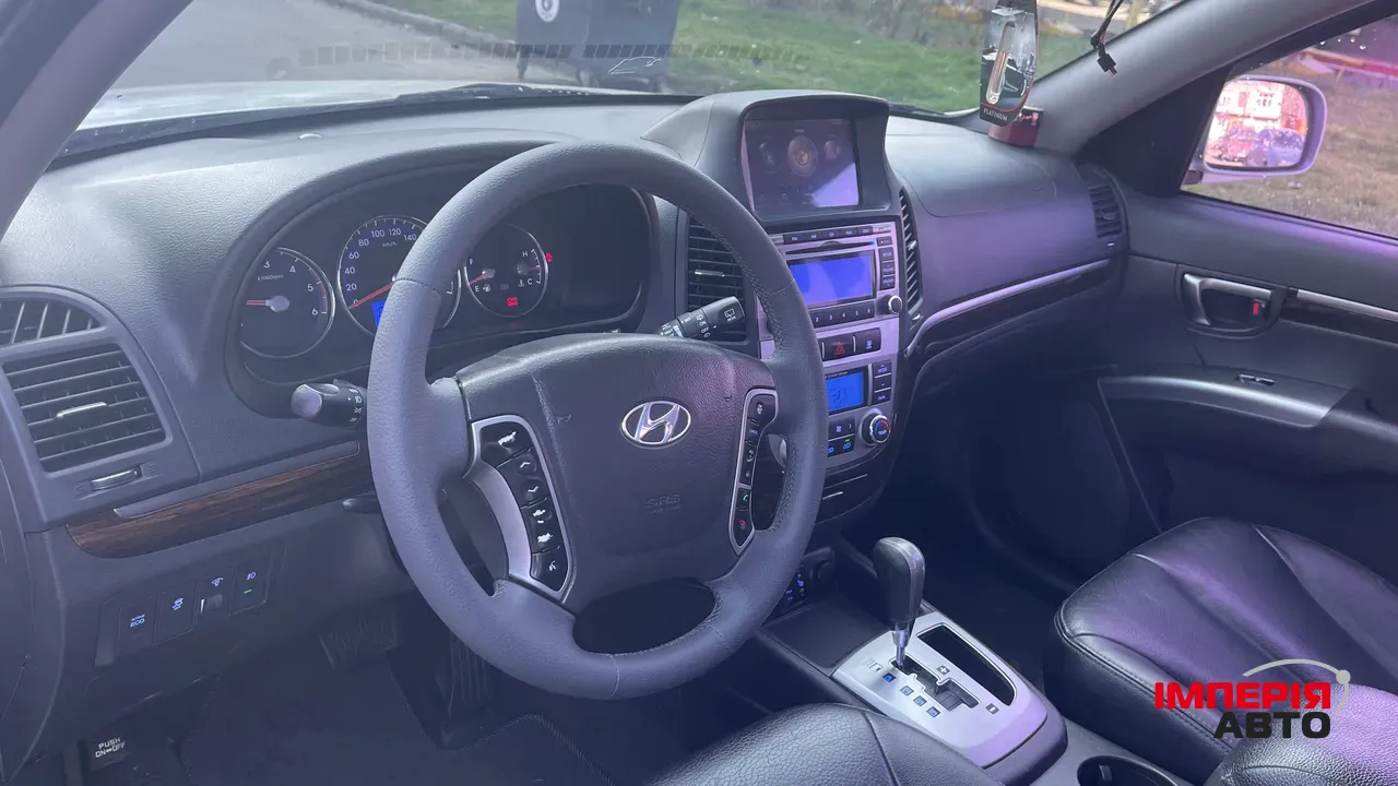 Hyundai Santa Fe - фото 9