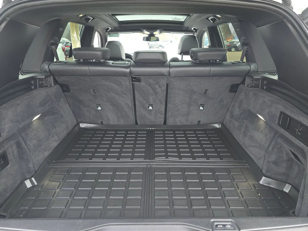 BMW X5 - фото 10