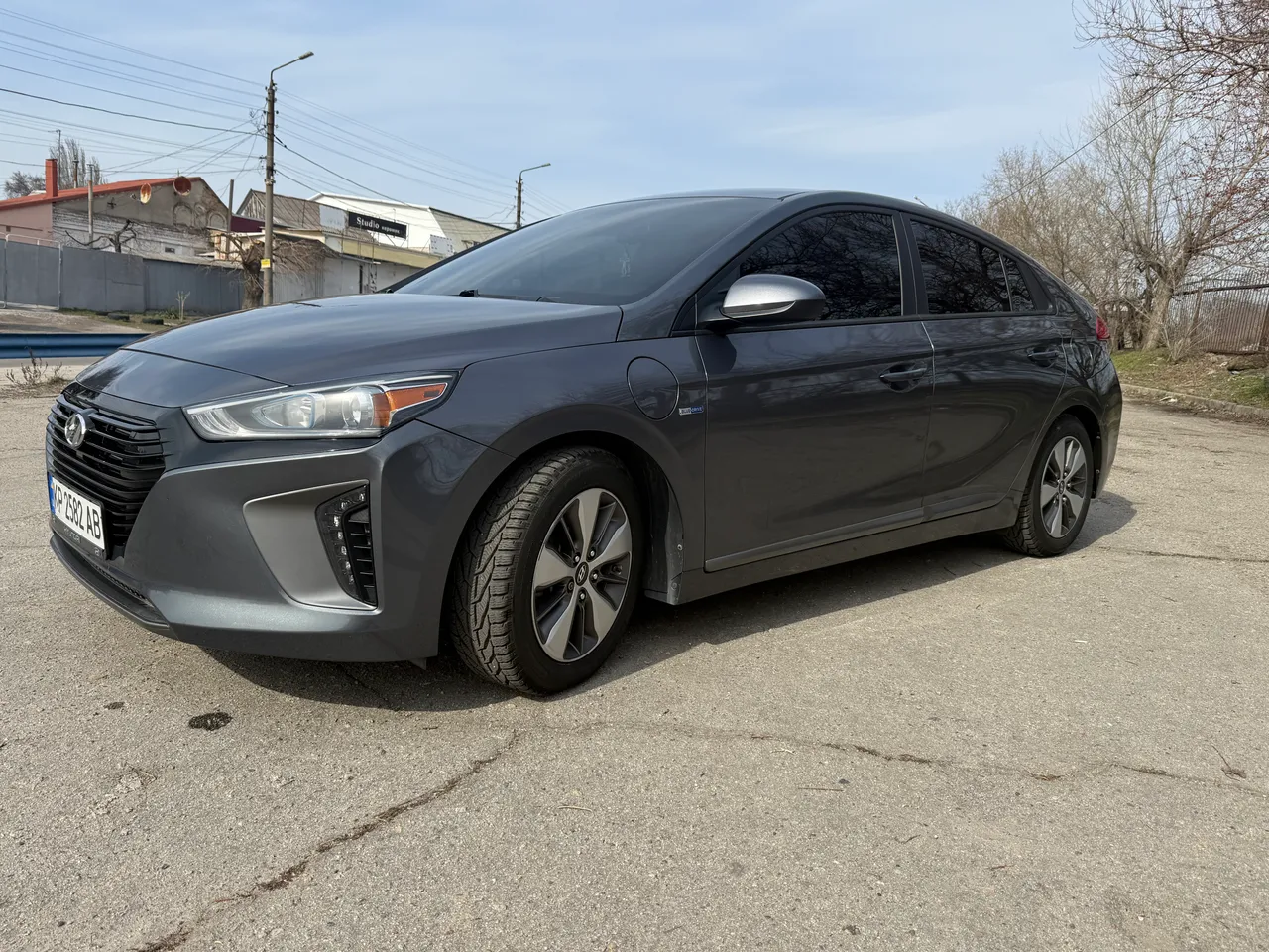 Hyundai IONIQ - фото 10