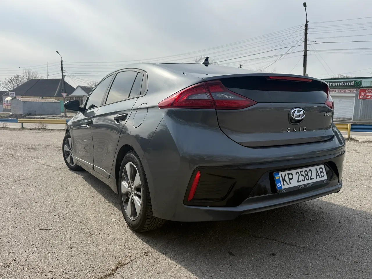 Hyundai IONIQ - фото 2