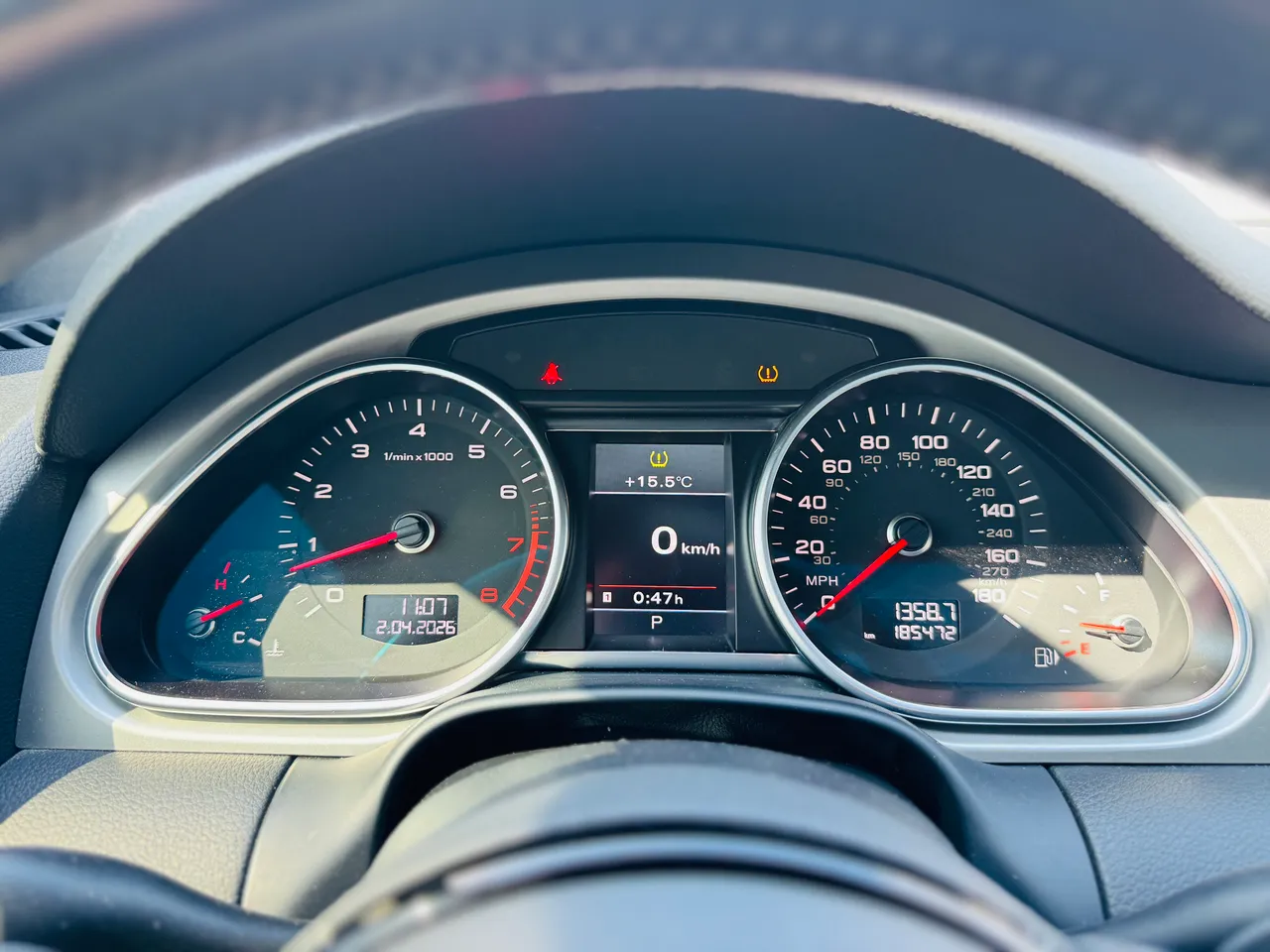 Audi Q7 - фото 11