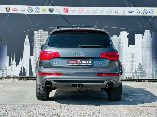 Audi Q7 - фото 4