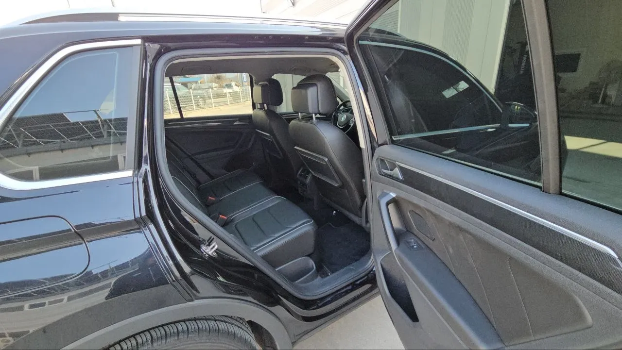 Volkswagen Tiguan - фото 10