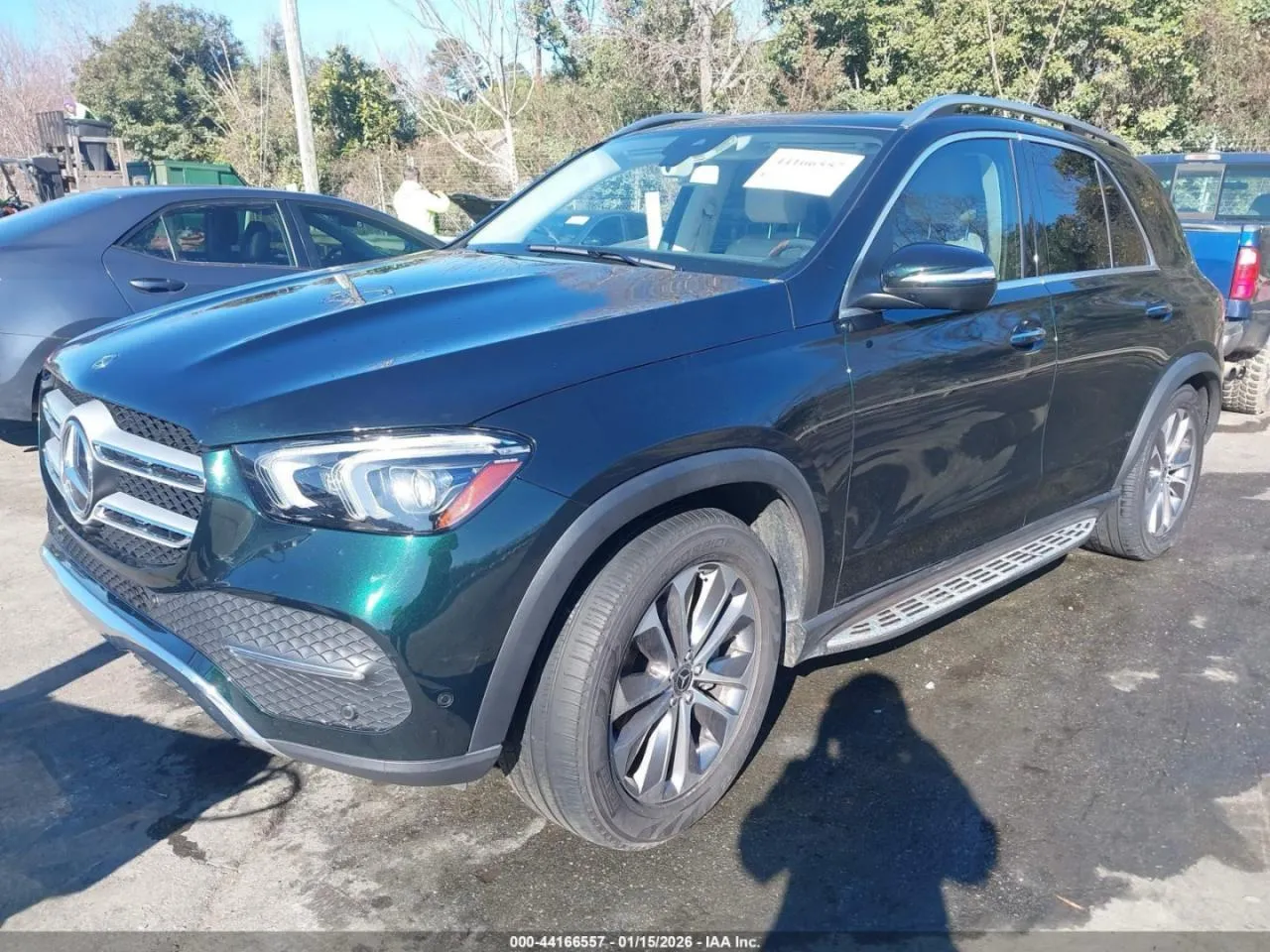 Mercedes-Benz GLE - фото 1