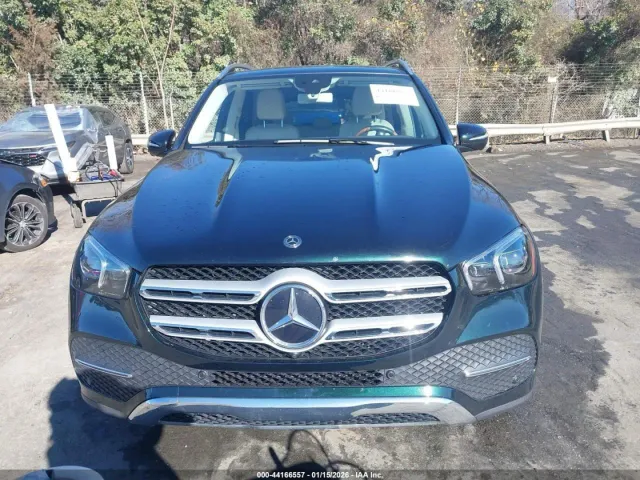 Mercedes-Benz GLE - фото 3