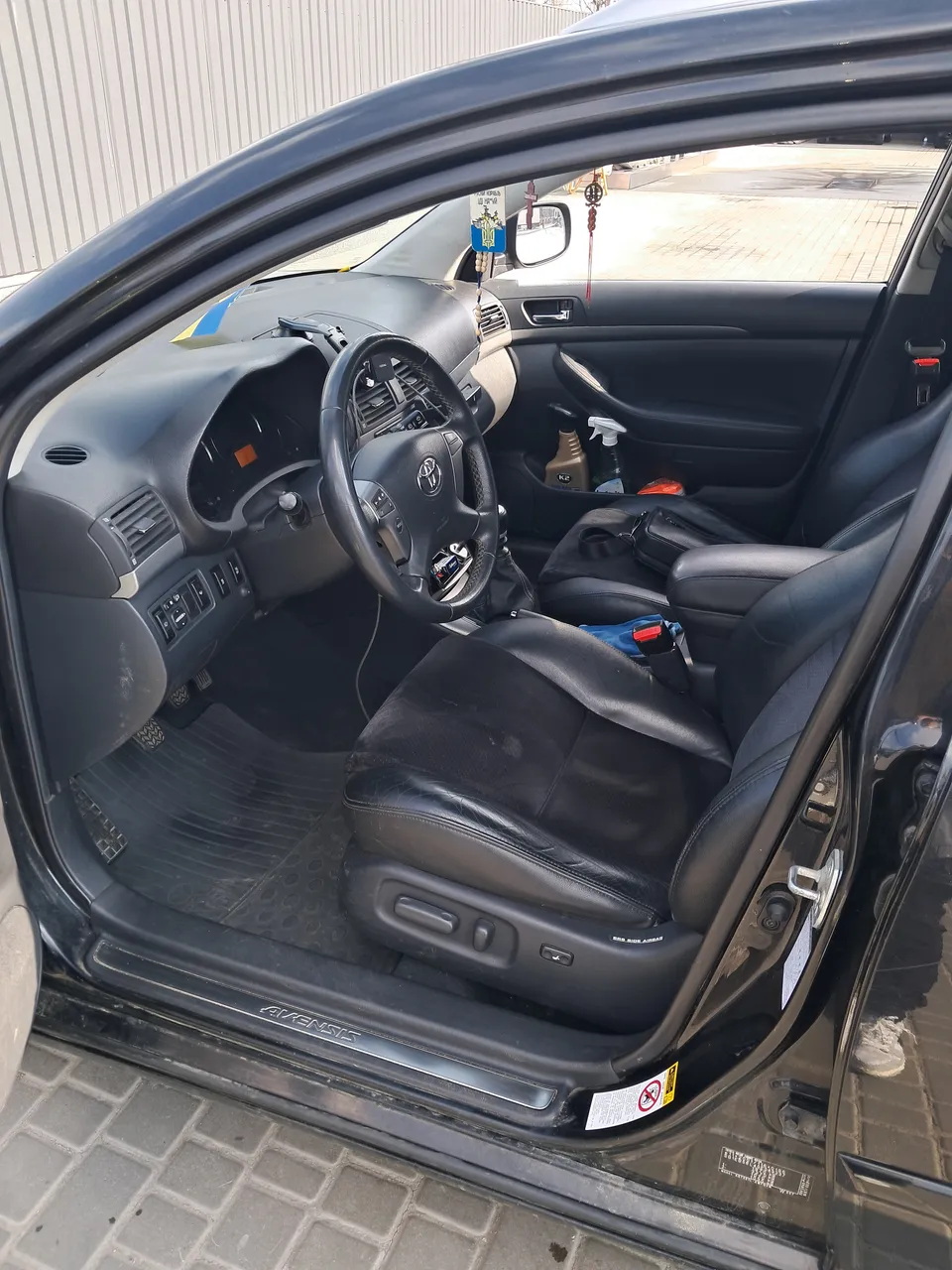 Toyota Avensis - фото 15