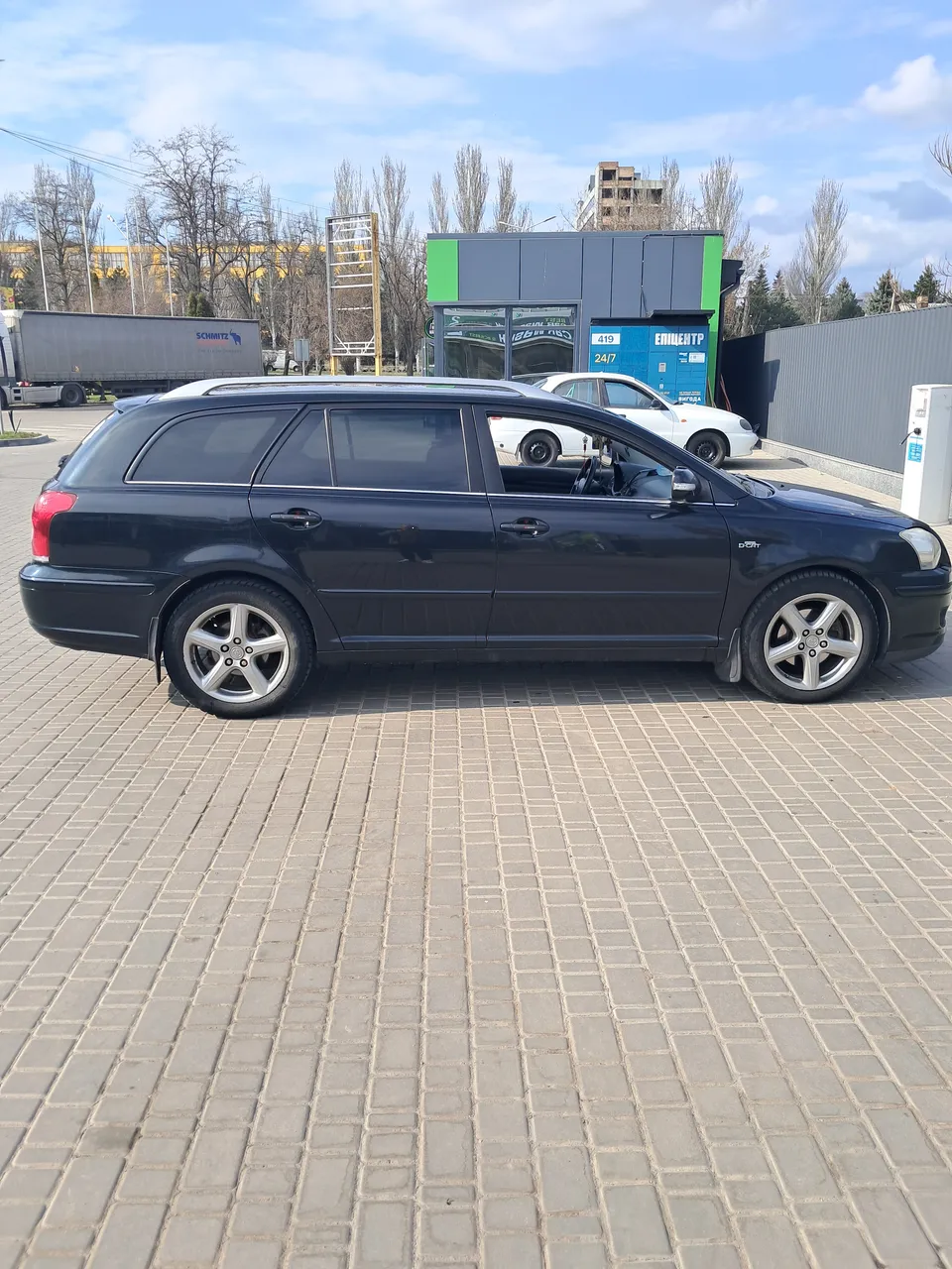 Toyota Avensis - фото 21