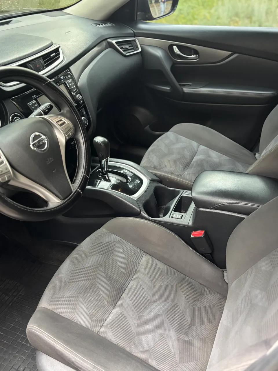 Nissan Rogue - фото 8