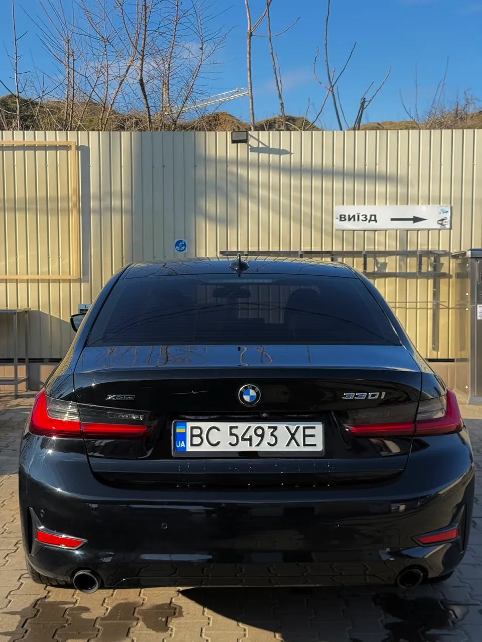 BMW 3 серії - фото 1