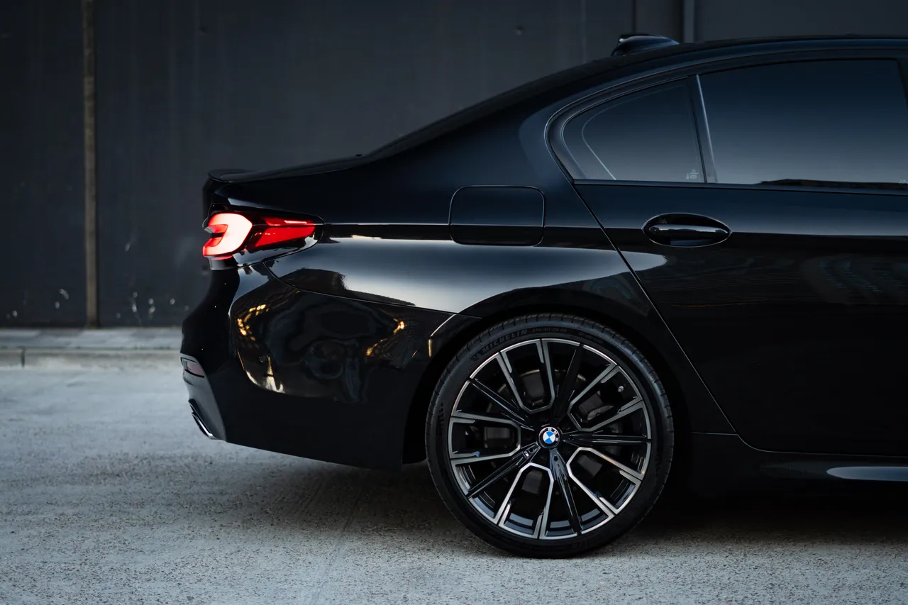 BMW 5 серії - фото 6