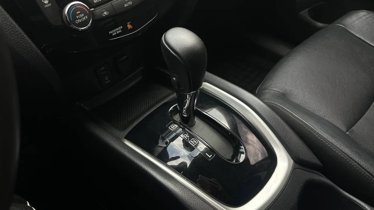Nissan Rogue - фото 24