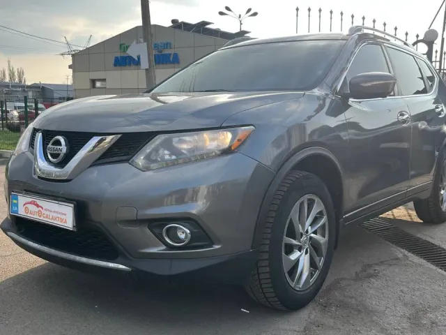 Nissan Rogue - фото 2
