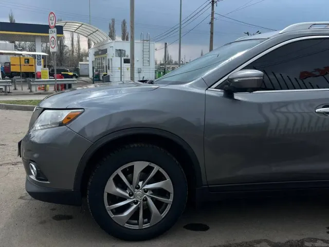 Nissan Rogue - фото 3