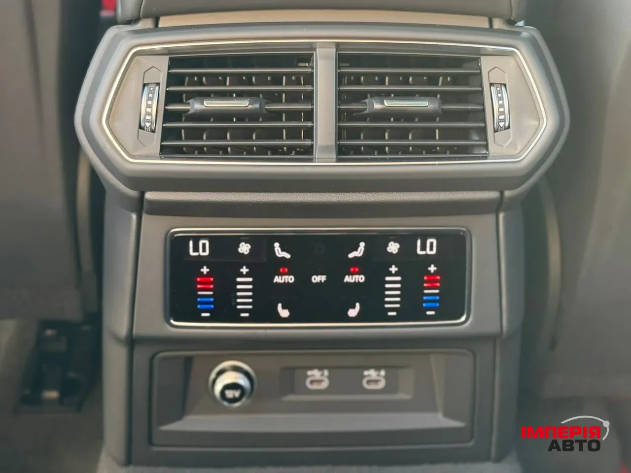 Lamborghini Urus - фото 36