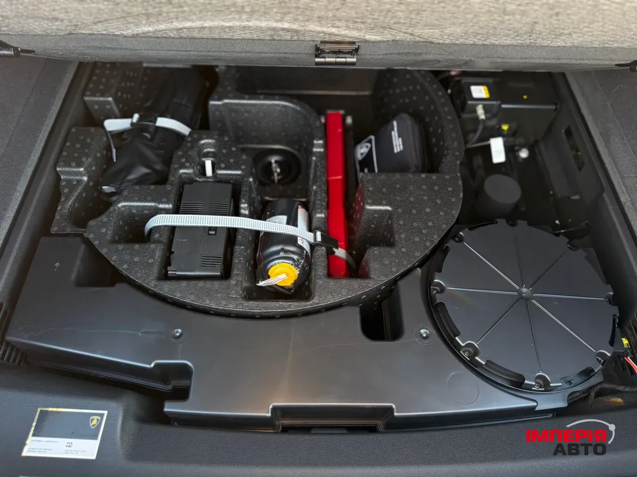 Lamborghini Urus - фото 70