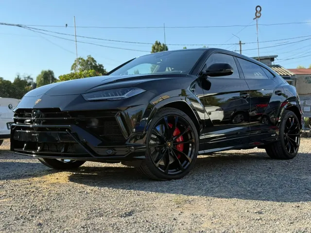 Lamborghini Urus - фото 3