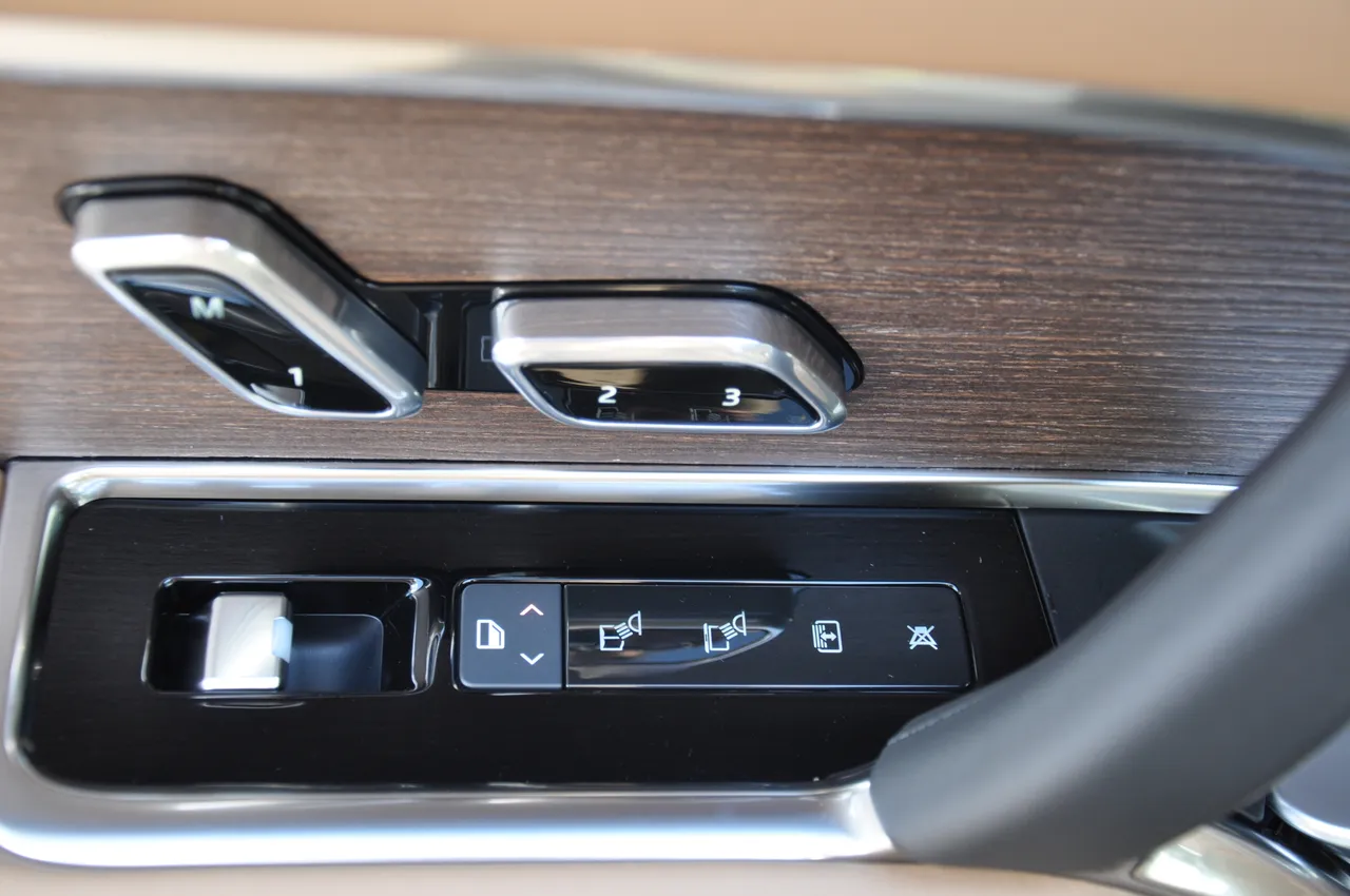 Land Rover Range Rover - фото 46