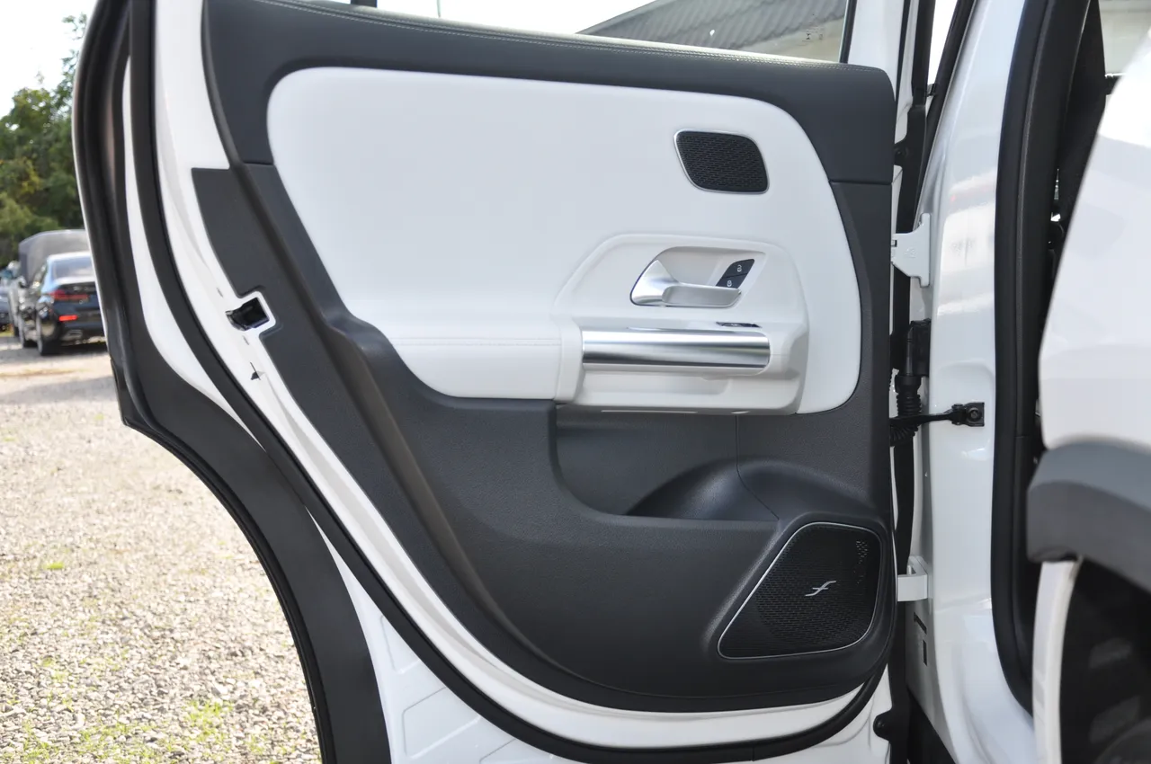 Mercedes-Benz GLA AMG - фото 29