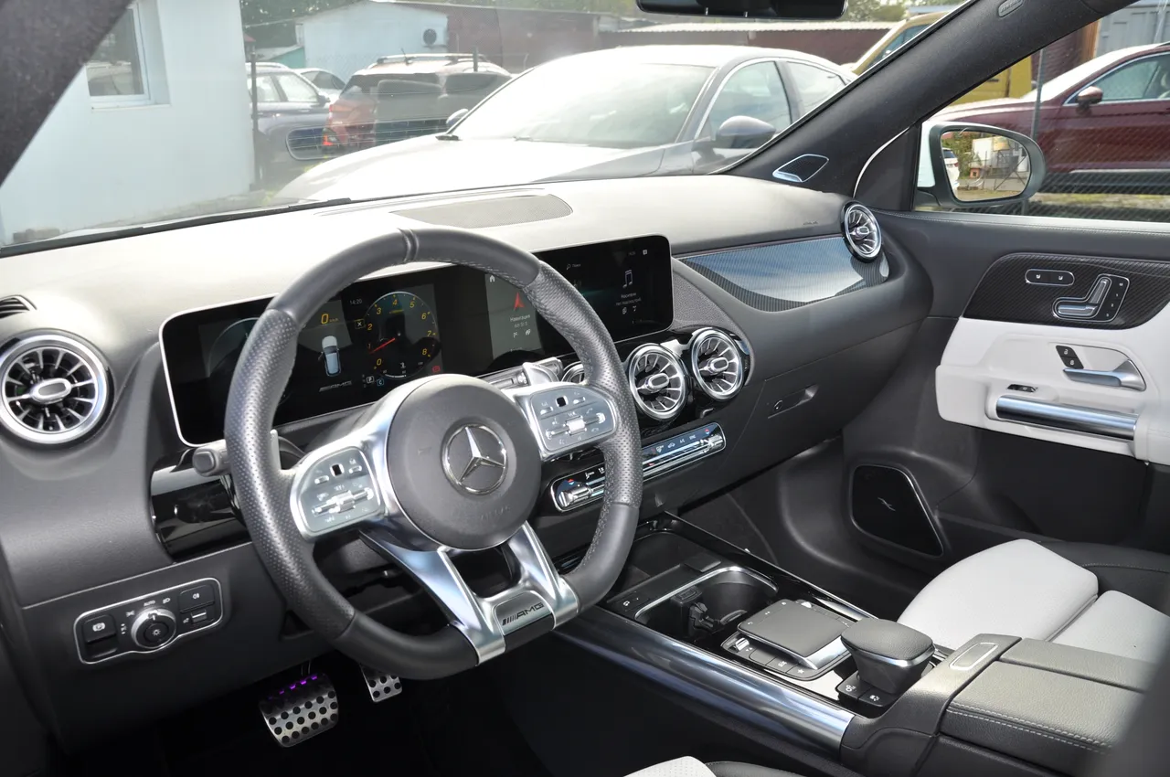 Mercedes-Benz GLA AMG - фото 26