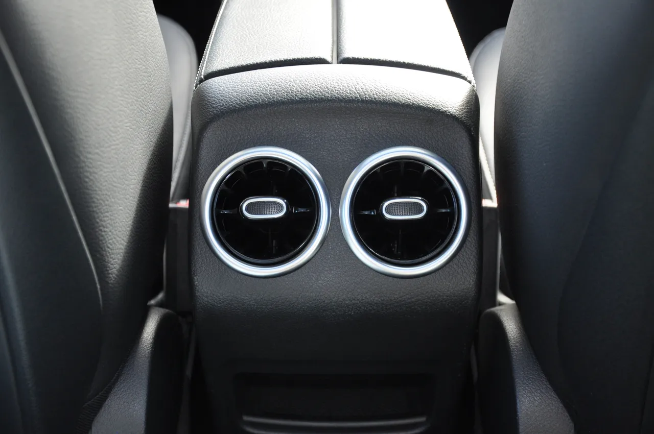 Mercedes-Benz GLA AMG - фото 35