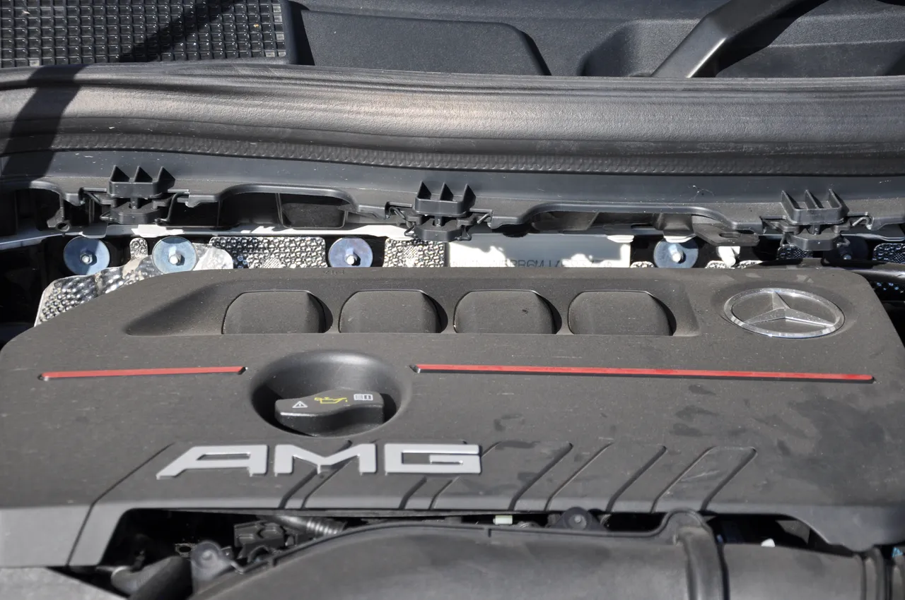 Mercedes-Benz GLA AMG - фото 52