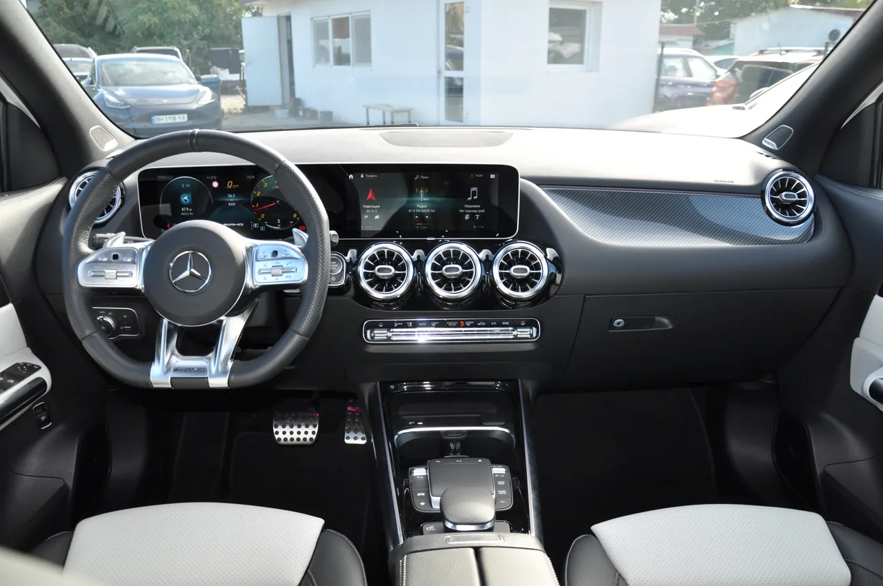 Mercedes-Benz GLA AMG - фото 31