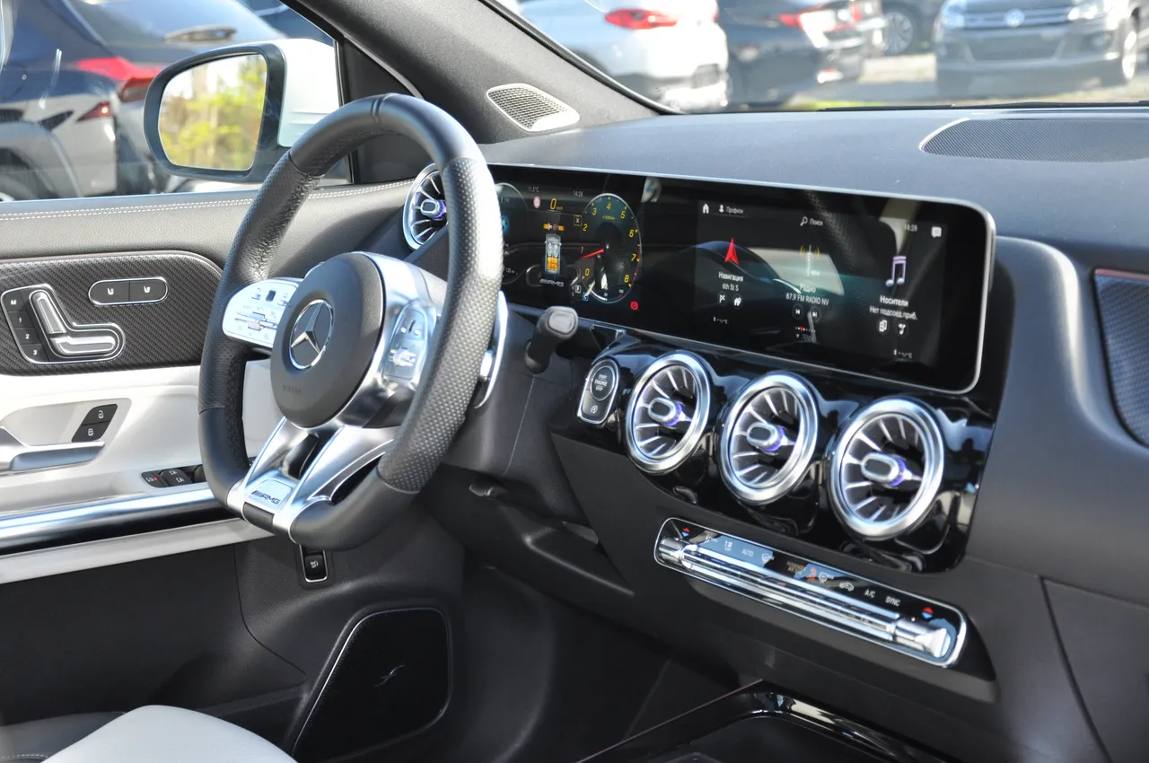 Mercedes-Benz GLA AMG - фото 40