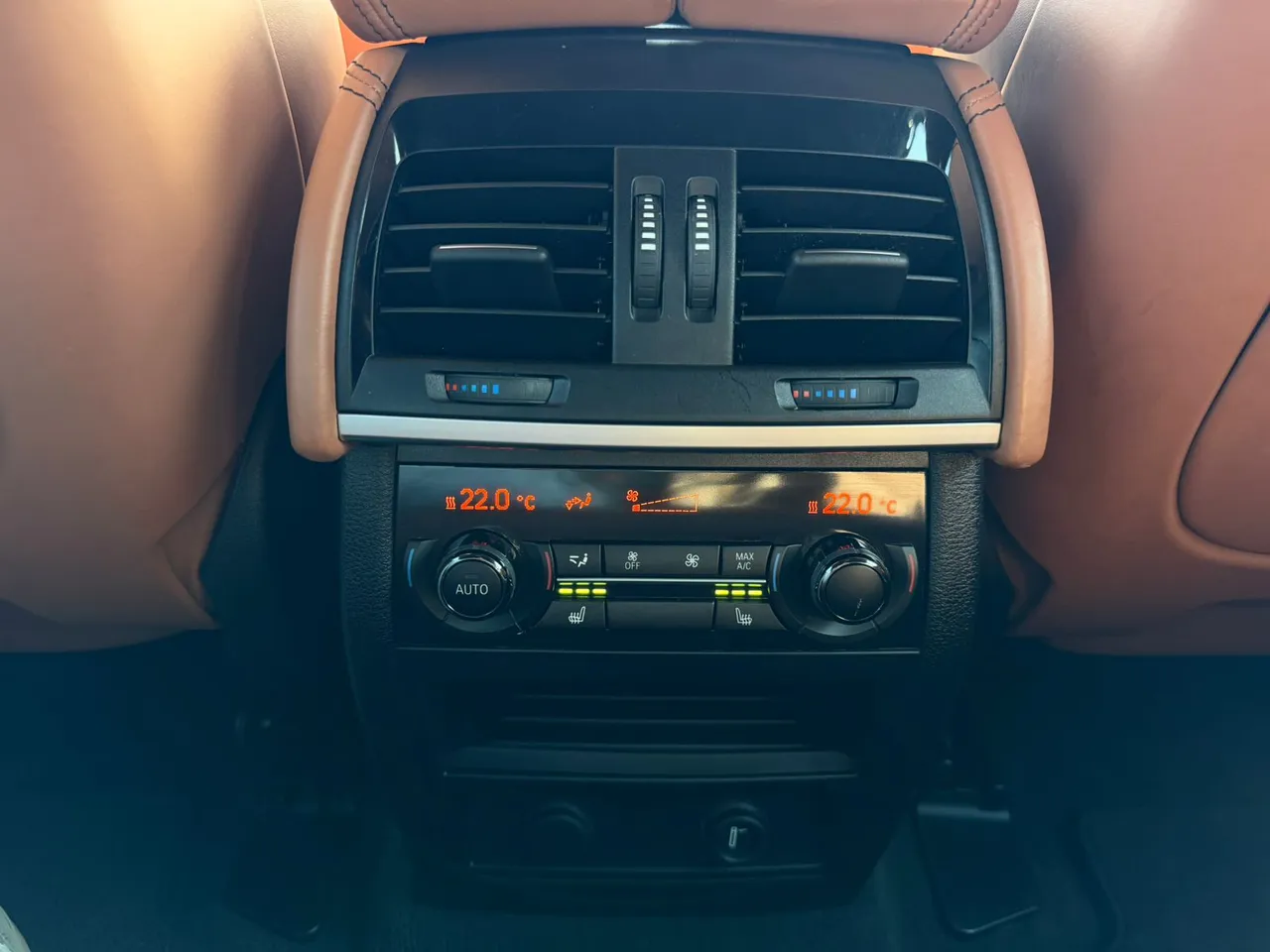 BMW X6 - фото 24